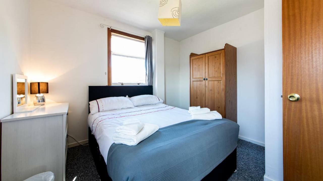 3 Bed House W/Drive & Garden V/Fast Wifi Near Bioquarter Villa Edinburgh Ngoại thất bức ảnh